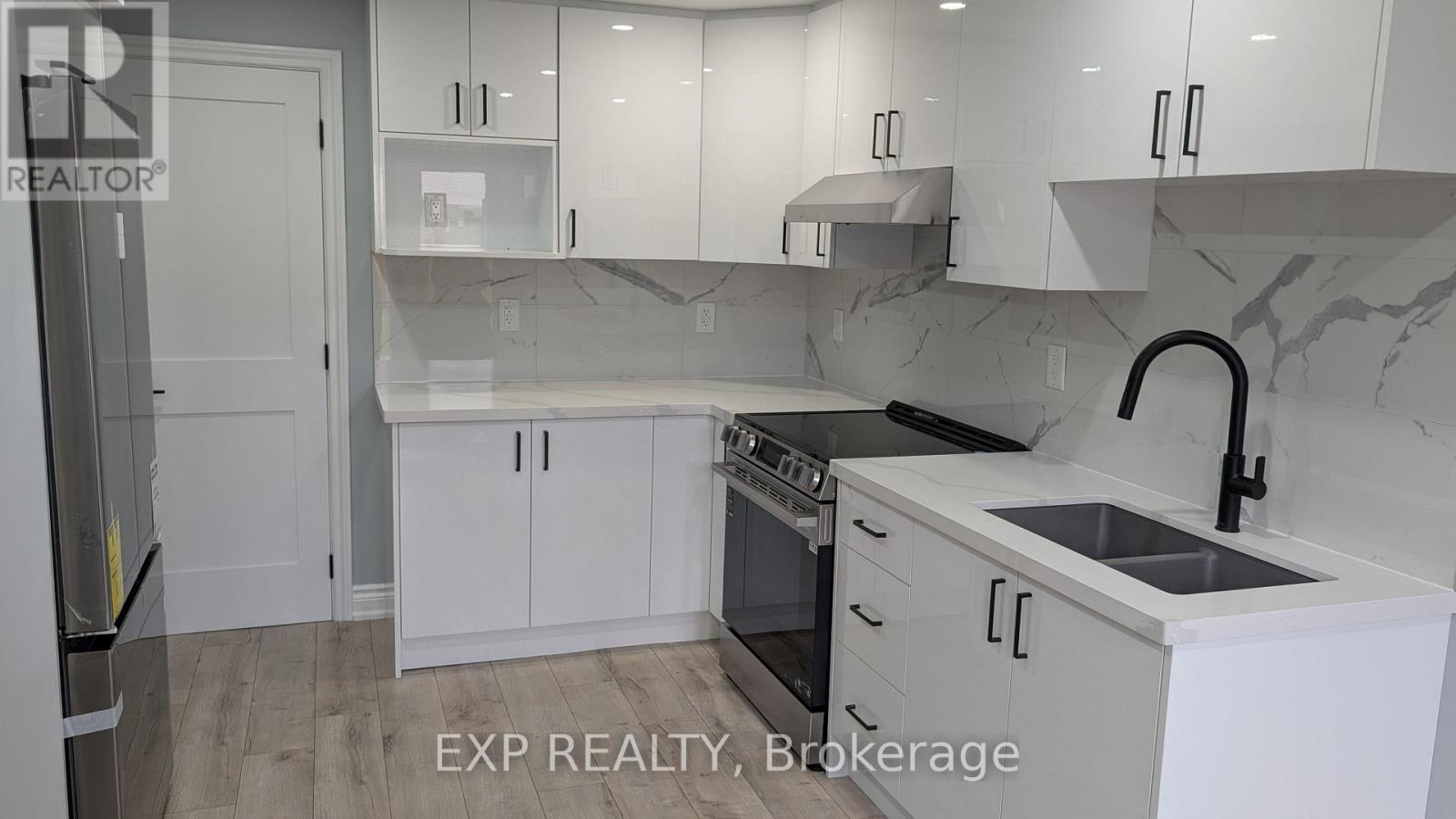 2 - 208 ISABELLA DRIVE