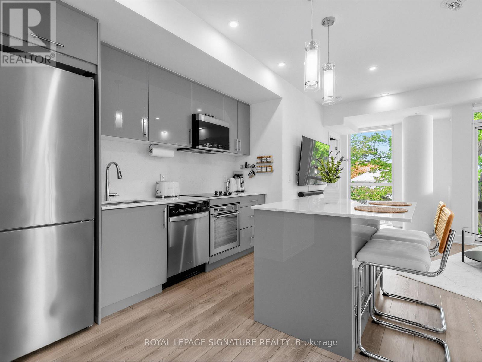 204 - 1316 KINGSTON ROAD