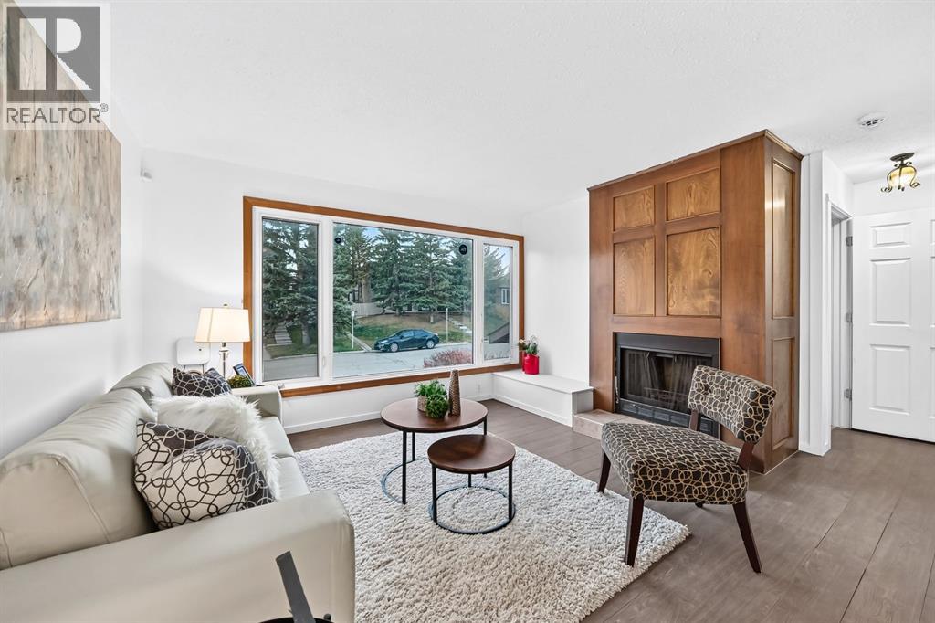 260 Berwick Drive NW