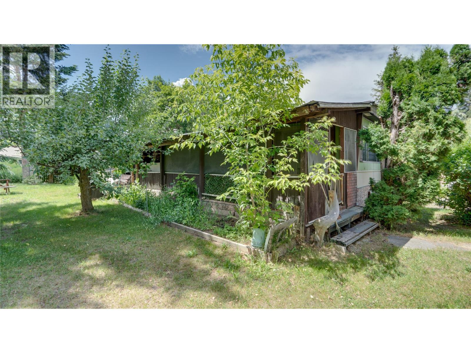 686 Powell Road