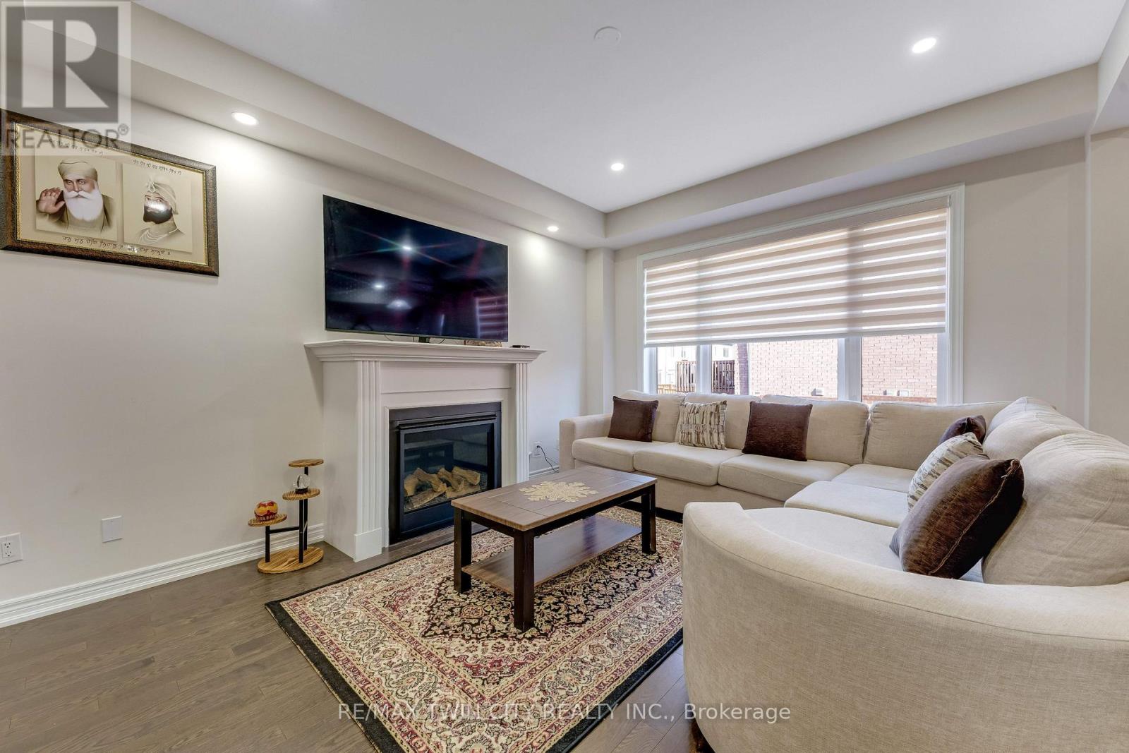 106 HALDIMAND STREET