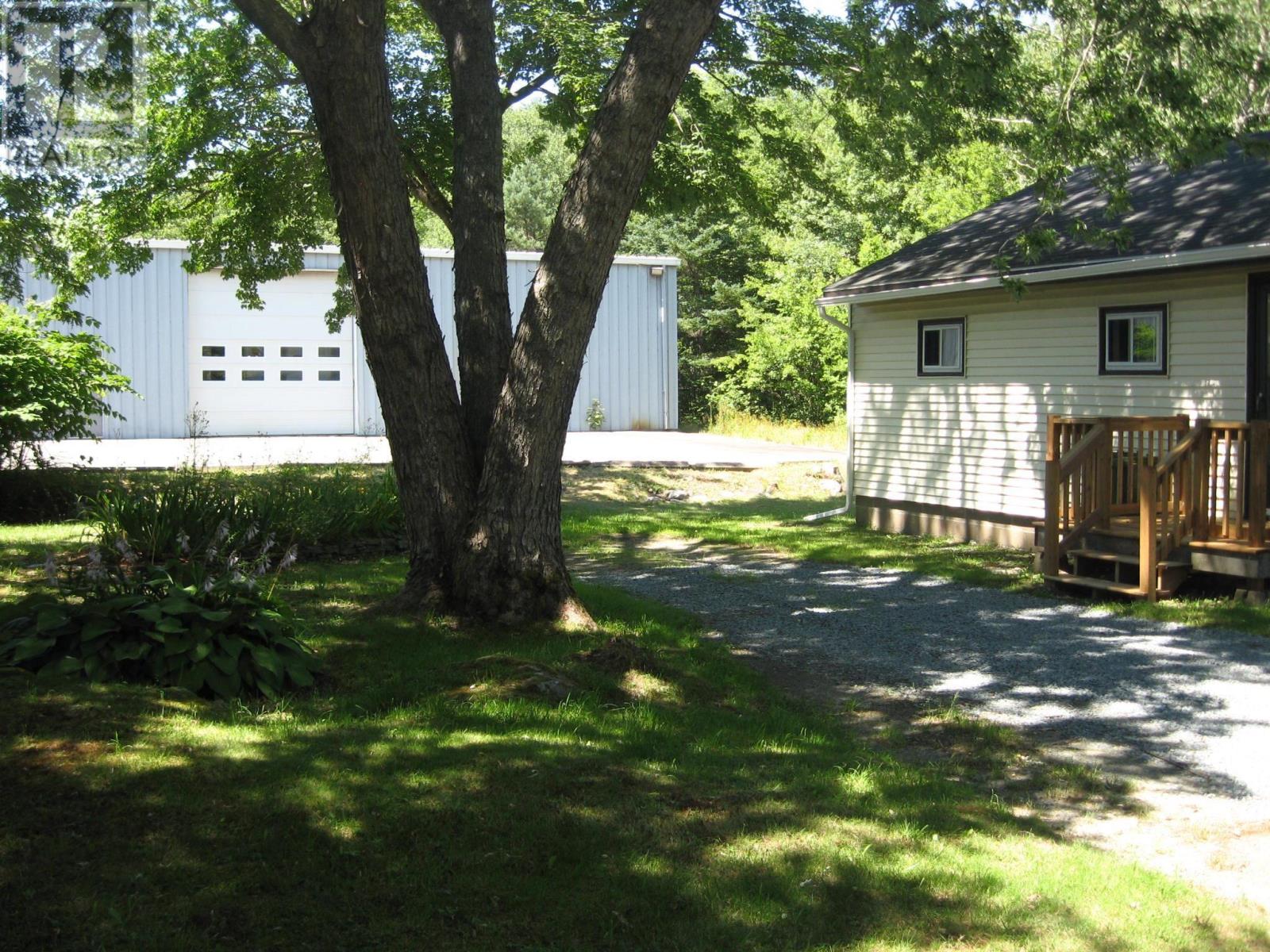 3970 Highway 3 - Photo 3