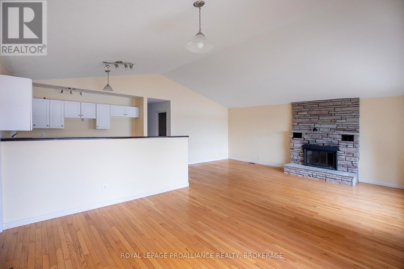 4502 RED MAPLE LANE