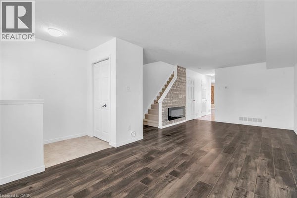 19B - 50 Howe Dr, Kitchener, ON 3