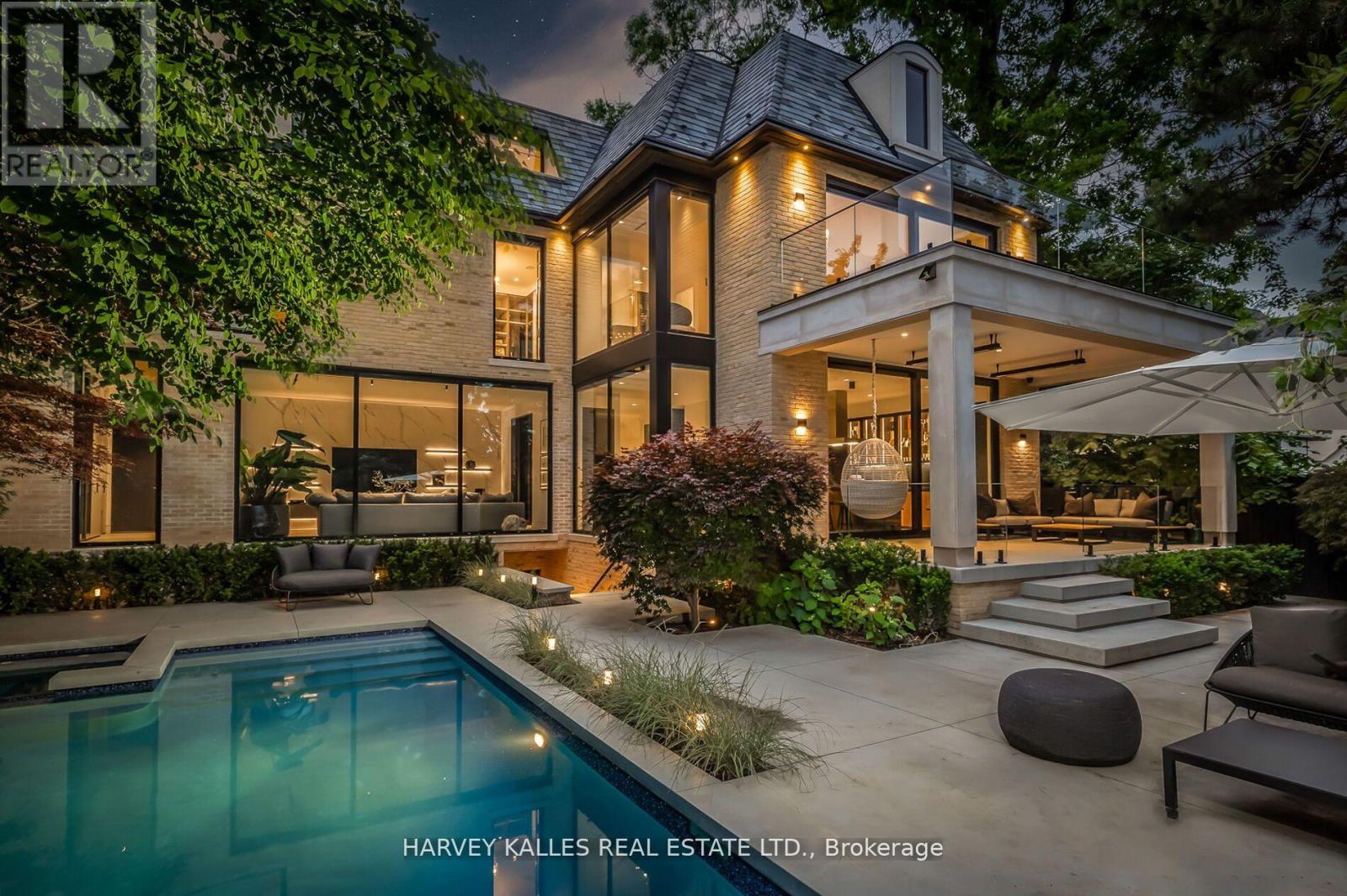 5 DEWBOURNE AVENUE