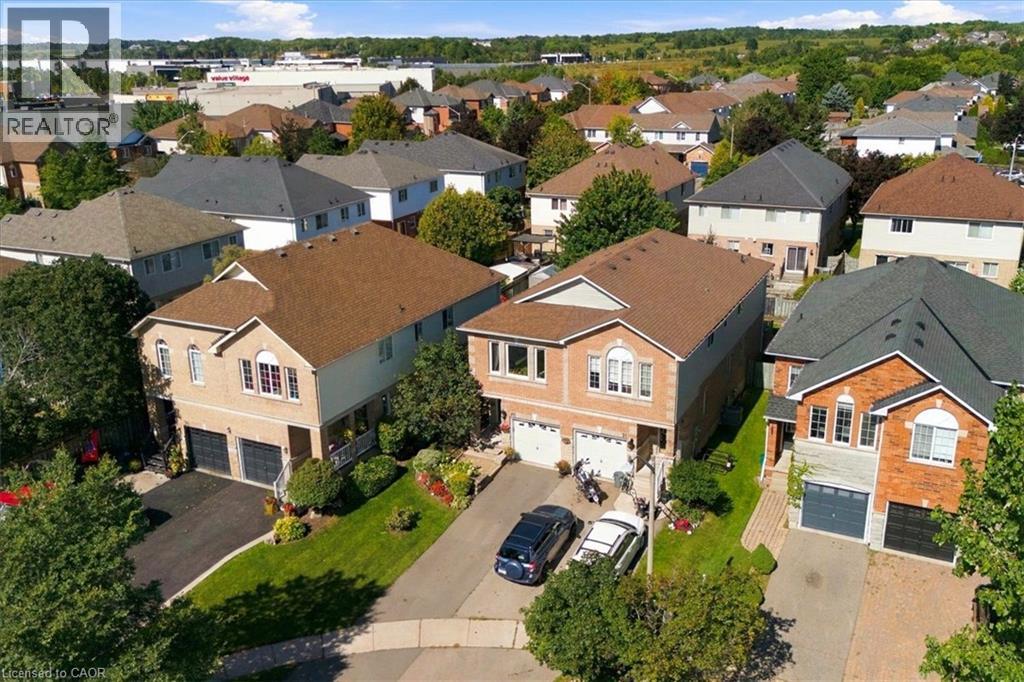 29 SLATER Court
