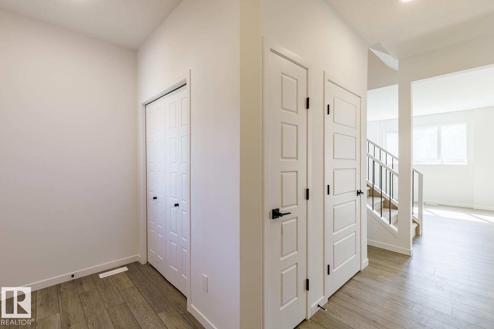89 SILVERSTONE DR