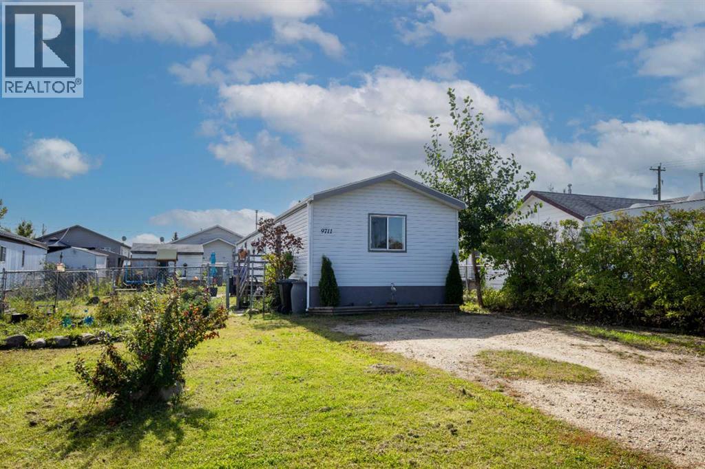 9711 103 AVENUE, CLAIRMONT, AB T8X 5E9 - Image 830269811.jpeg?d=l