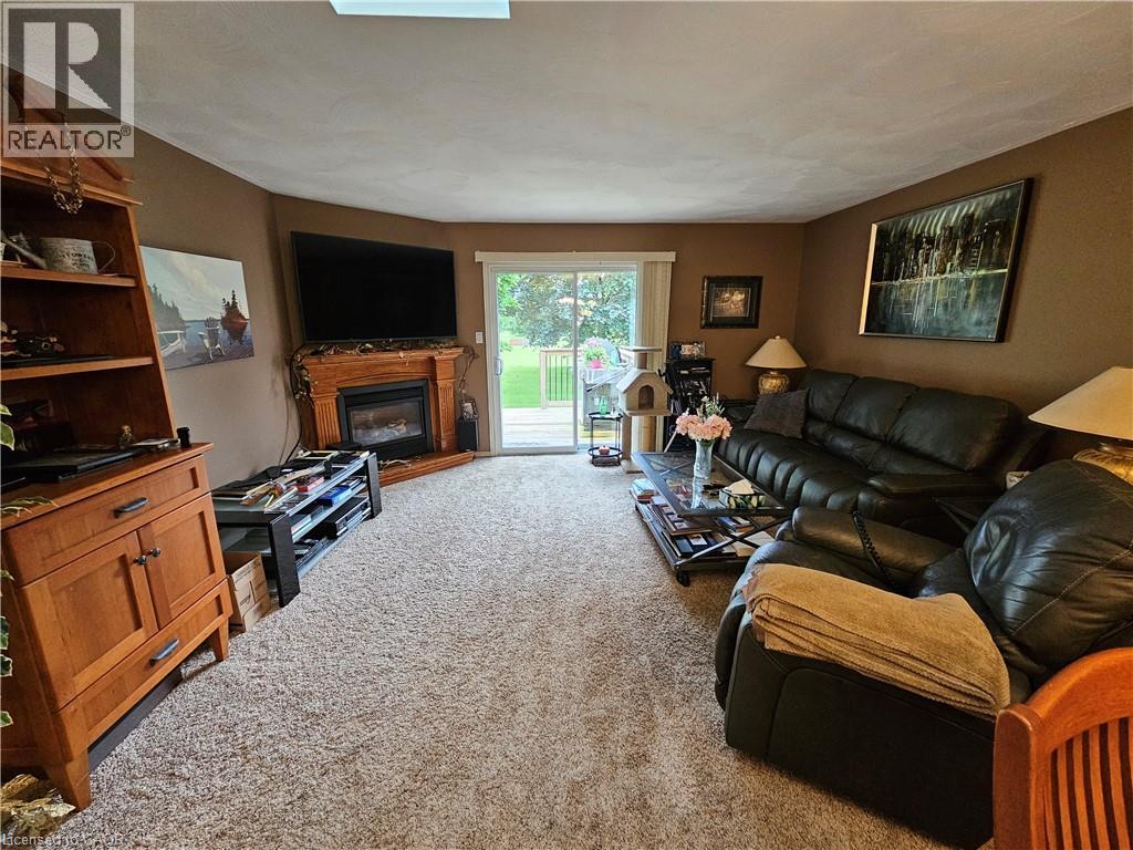 74 WILSON Avenue Unit# 7
