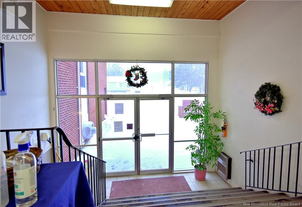 98 McNair Drive - Photo 2