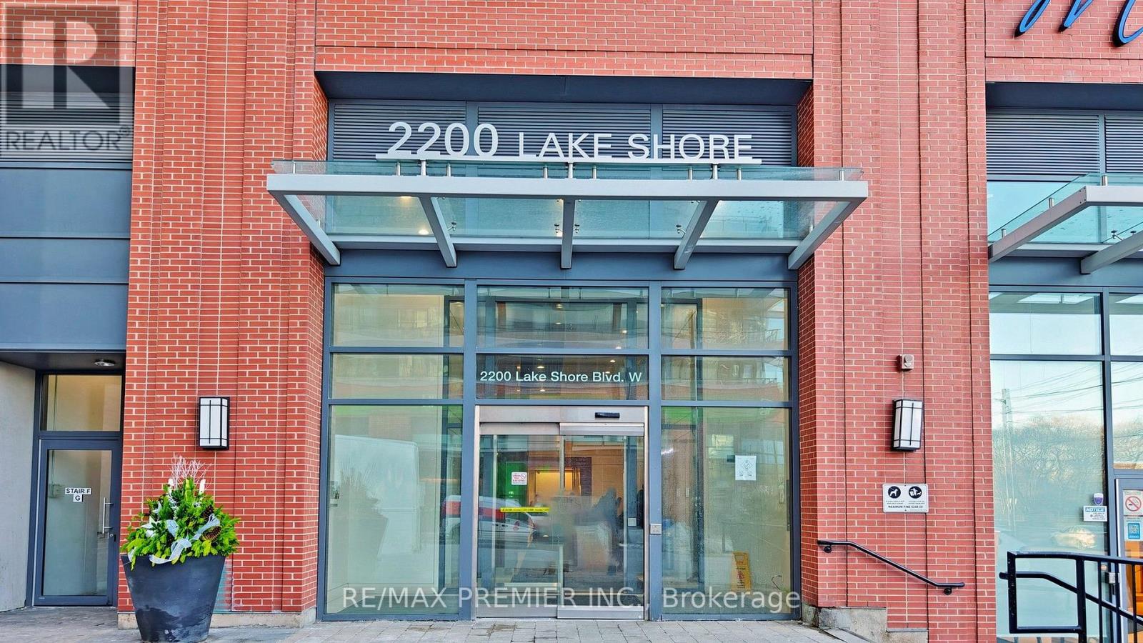 4706 - 2200 LAKE SHORE BOULEVARD W