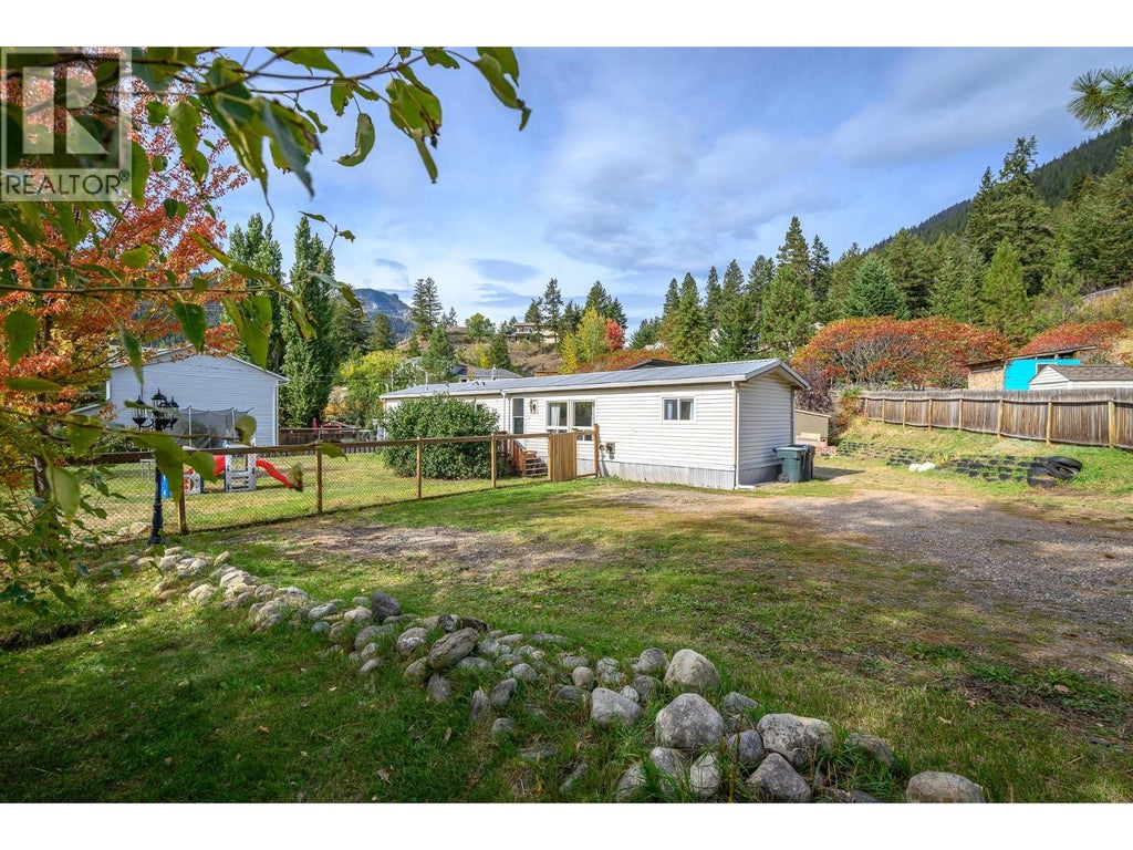 5846 JEN SHERRI PLACE, FALKLAND, BC V0E 1W0 - Image 3039379875.jpeg?d=l