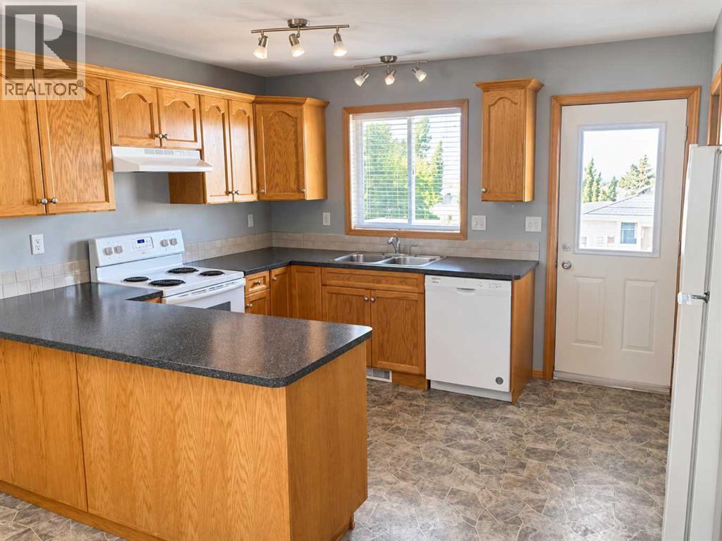 231 & 233 Kendrew Drive