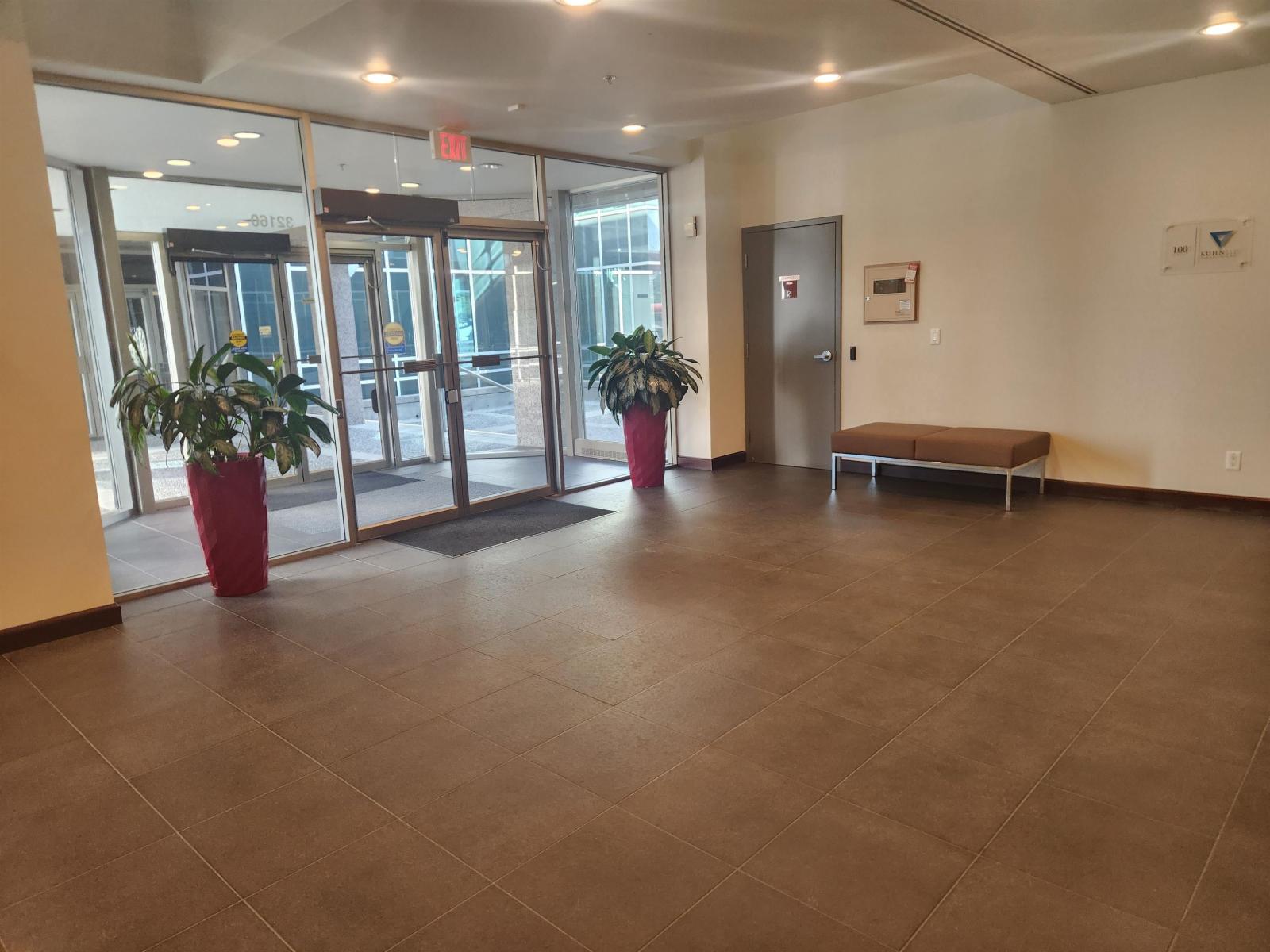 275 32160 SOUTH FRASER WAY