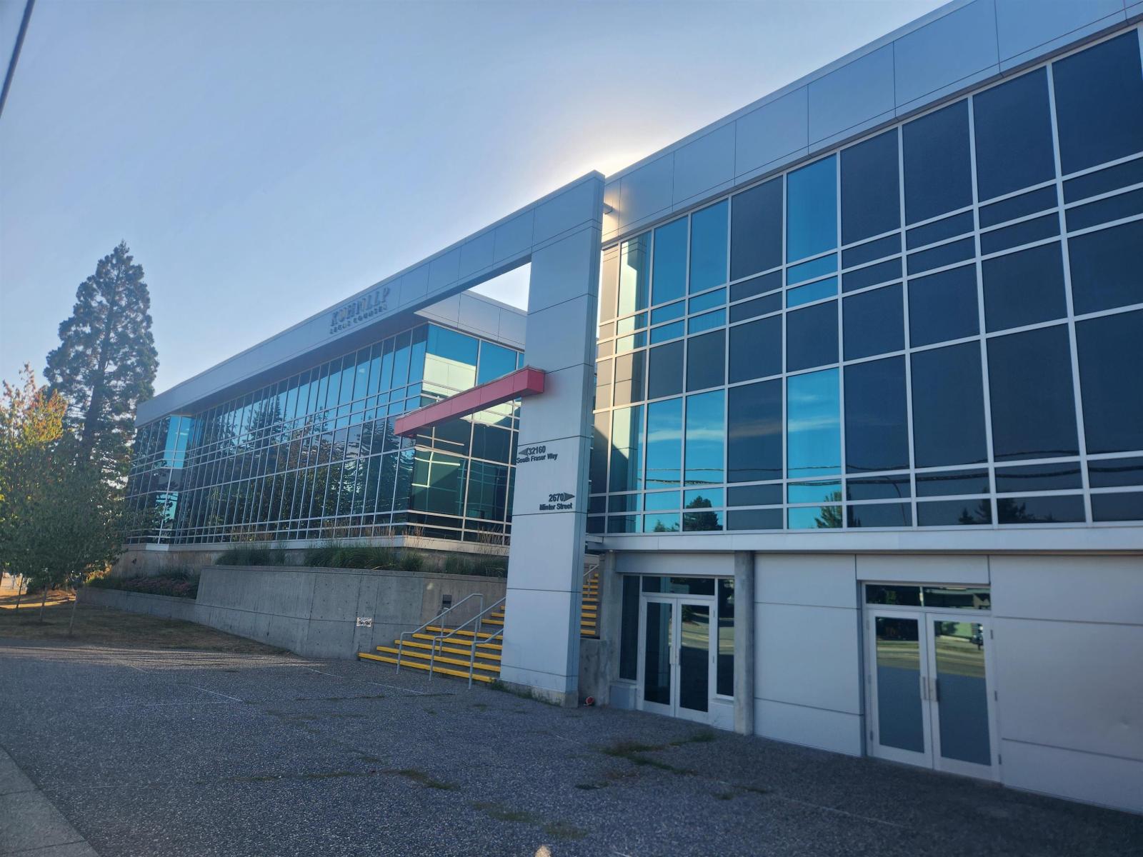 275 32160 SOUTH FRASER WAY