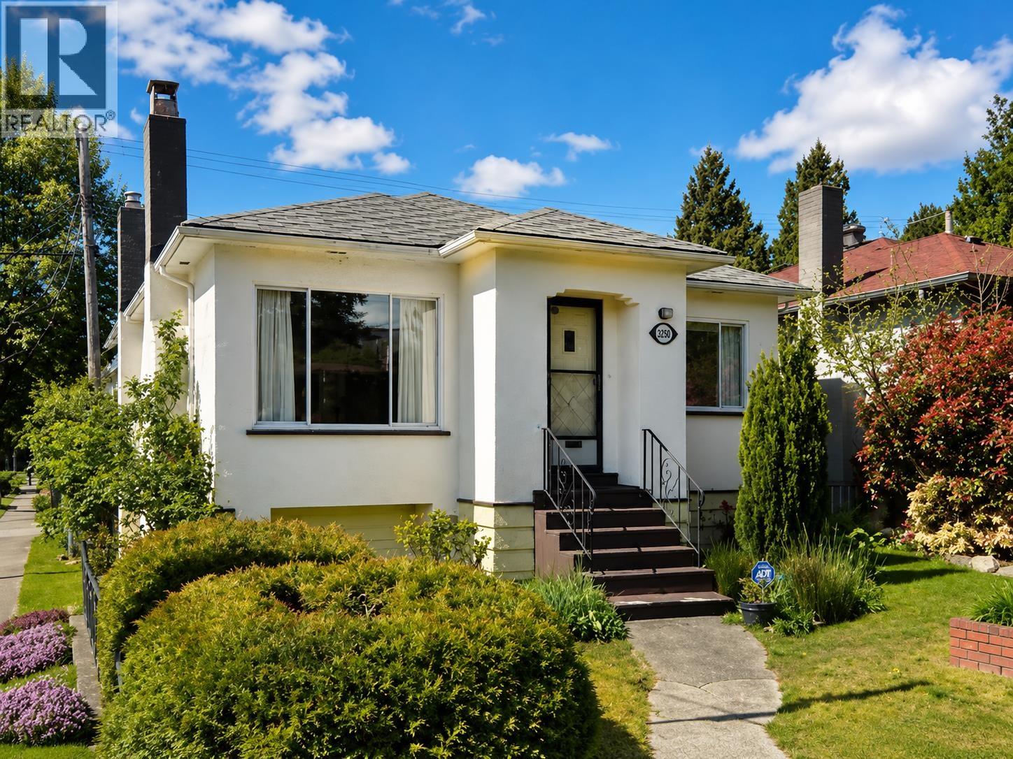 7895 GRANVILLE STREET