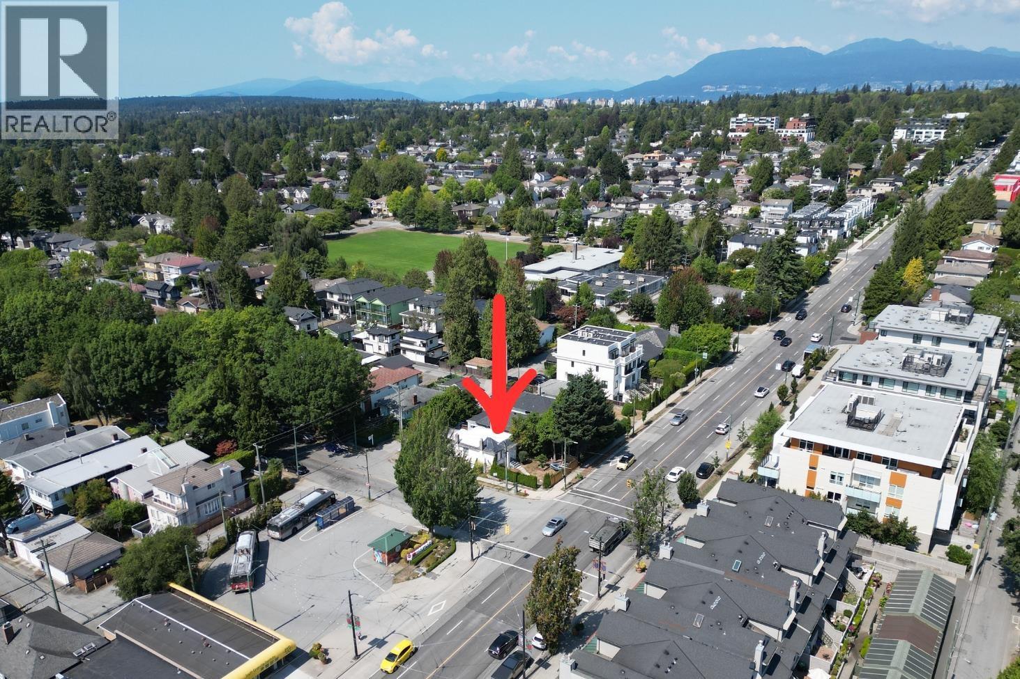 7895 GRANVILLE STREET