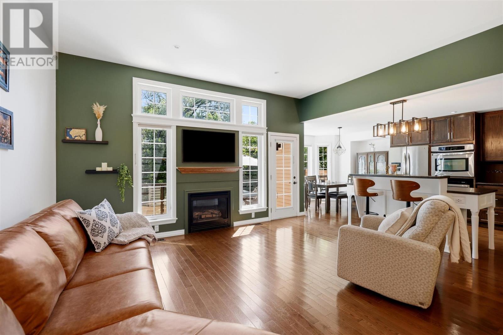 52 Borron AVE - Photo 4