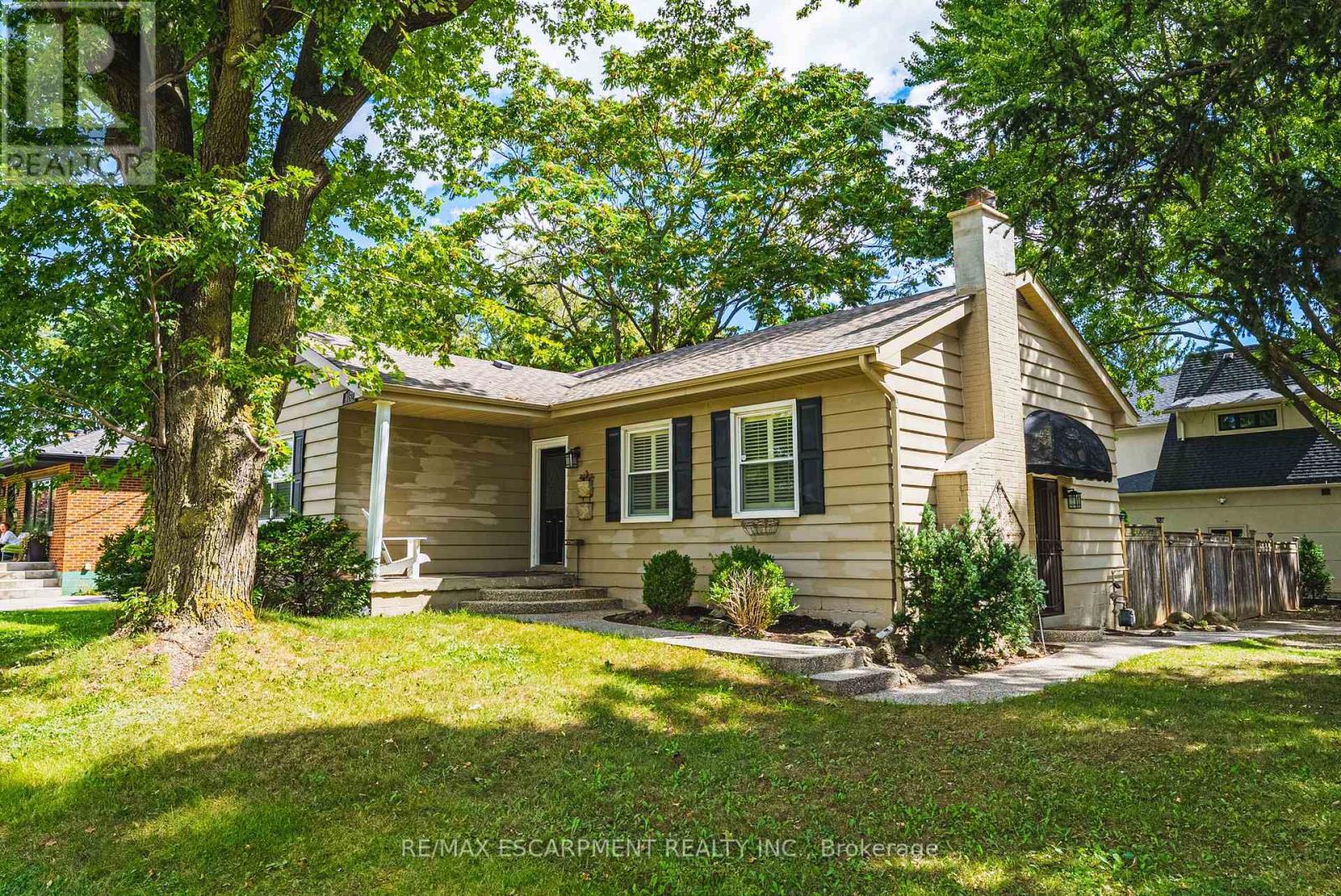 433 BELVENIA ROAD