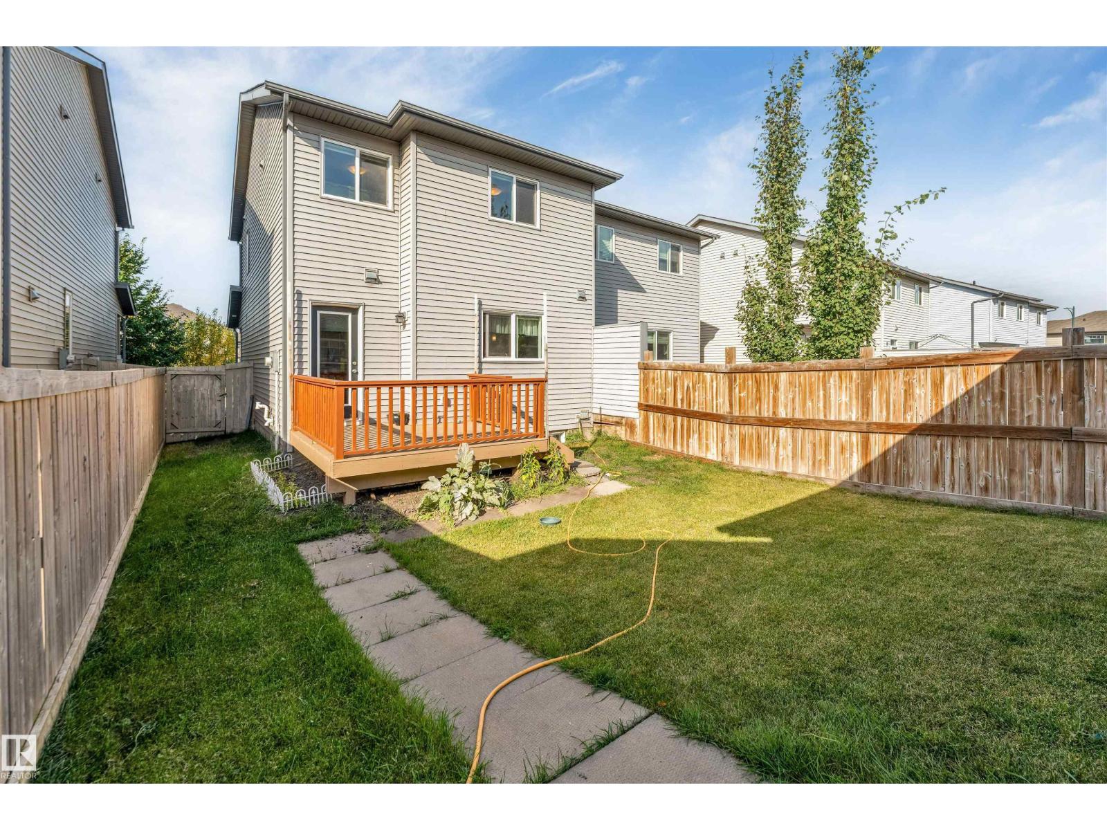 2870 MAPLE WY NW