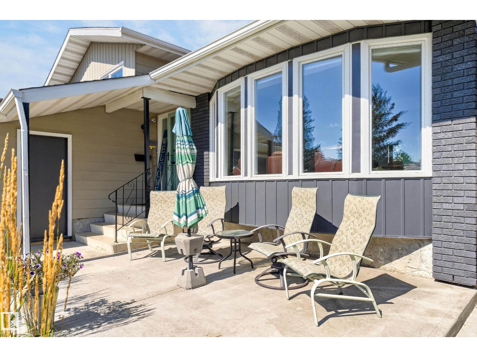 18316 71 AV NW