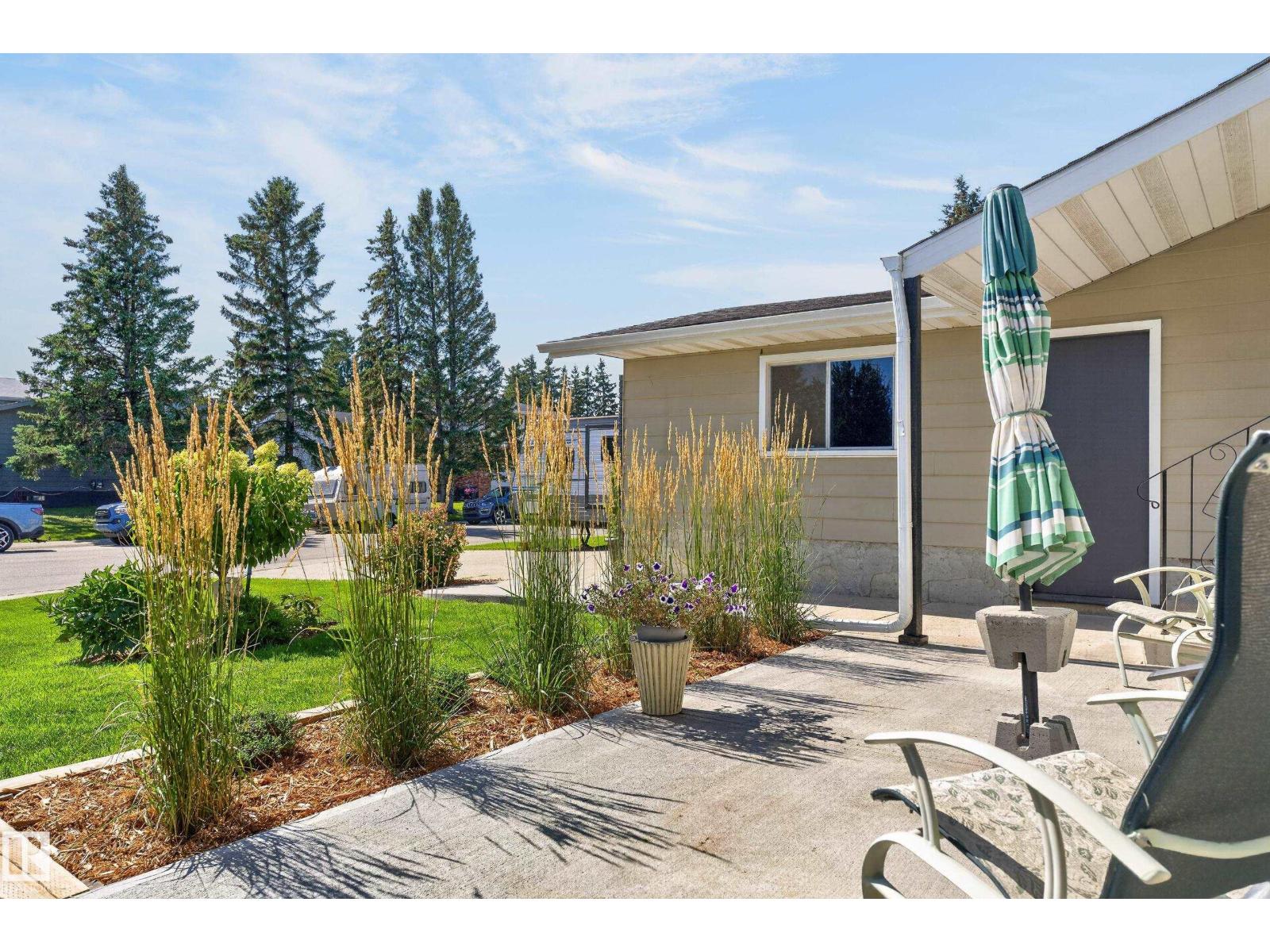 18316 71 AV NW