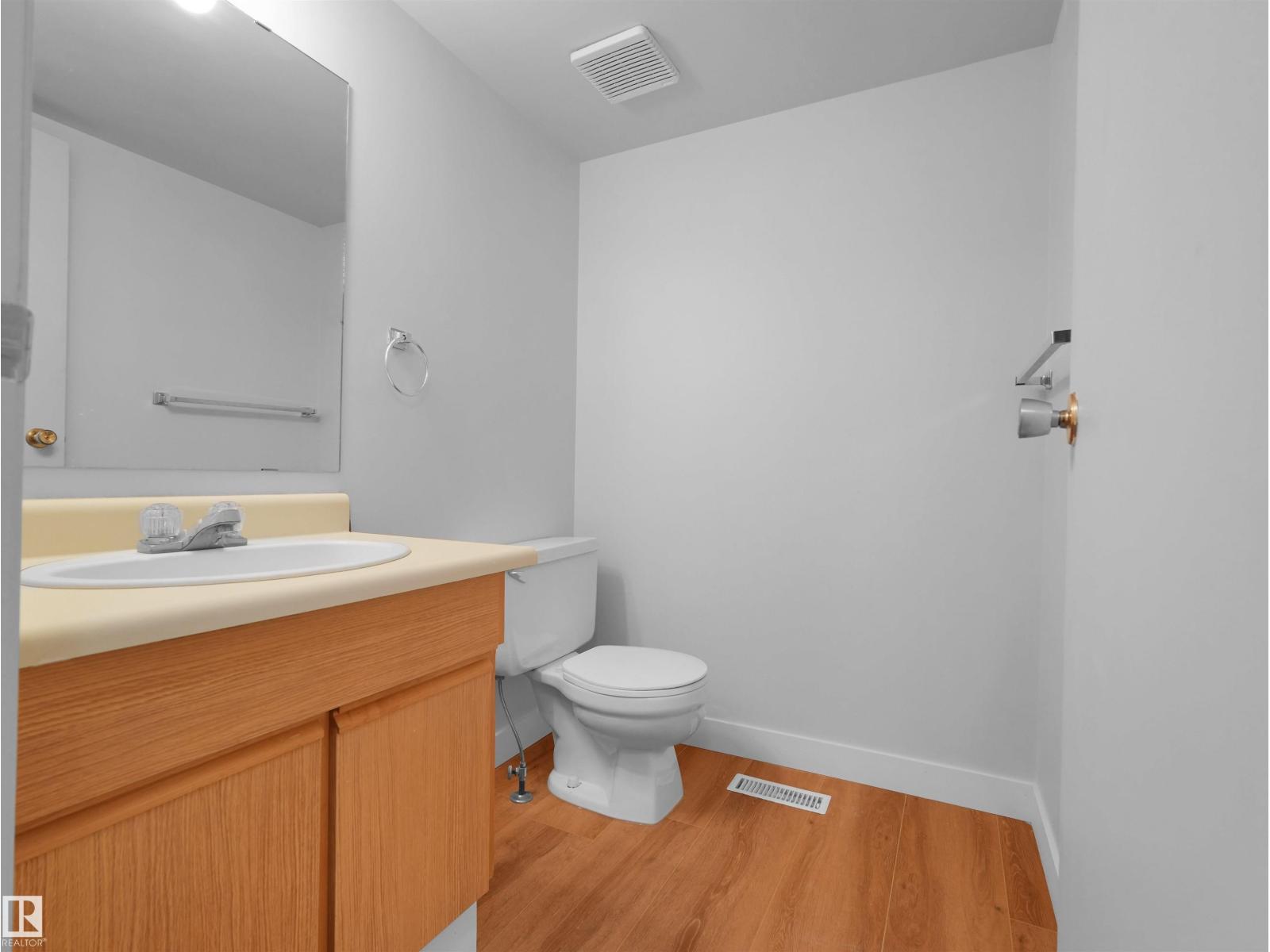 #50 1904 48 ST NW