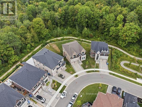 147 AMBROUS CRESCENT