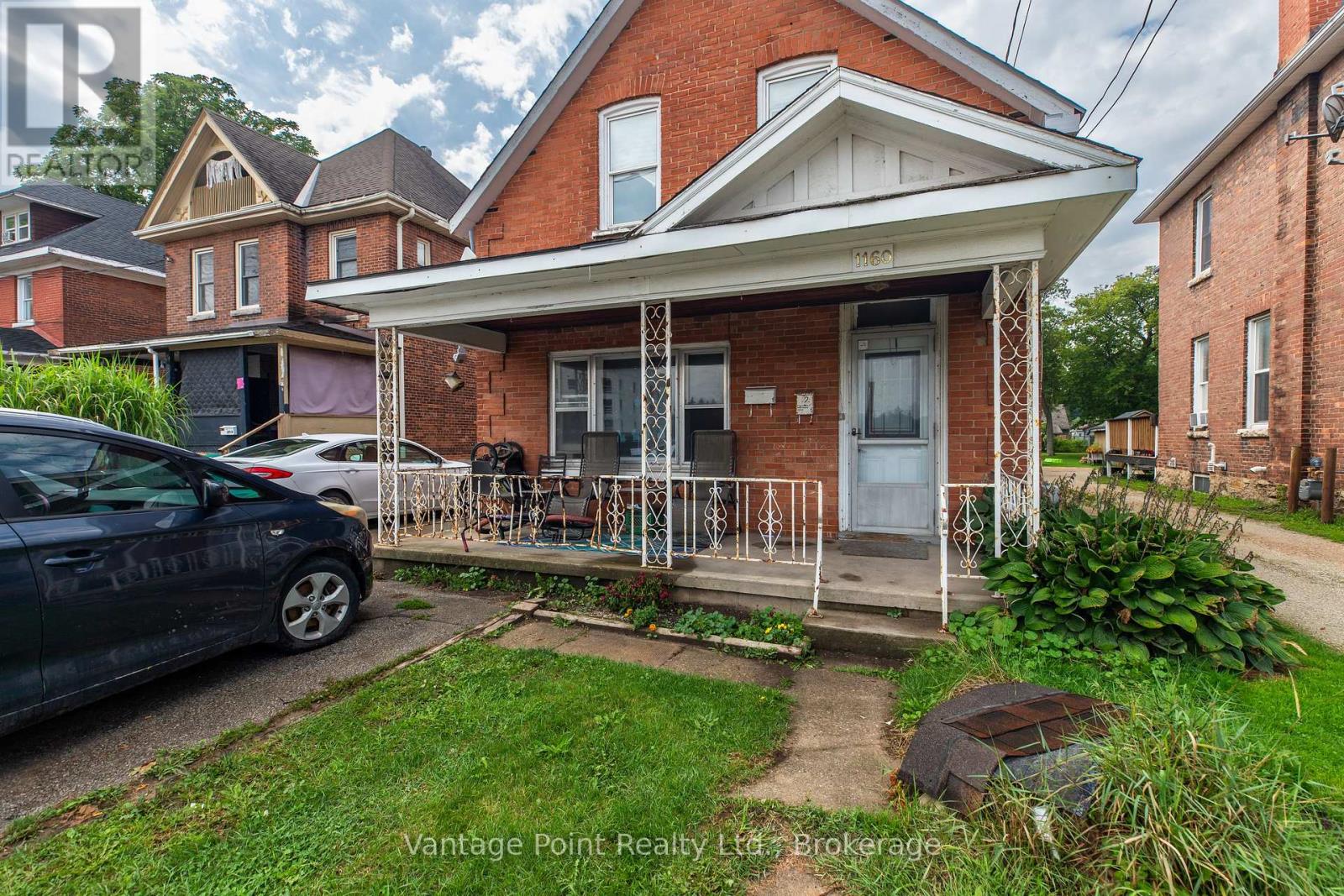 1160 2ND AVENUE W