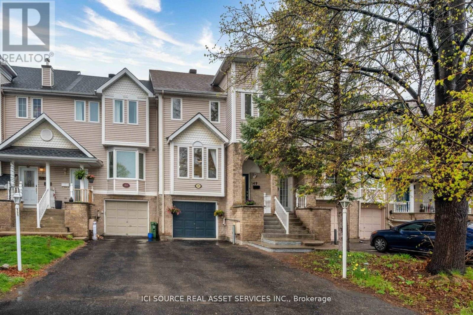 149 WOODGATE WAY