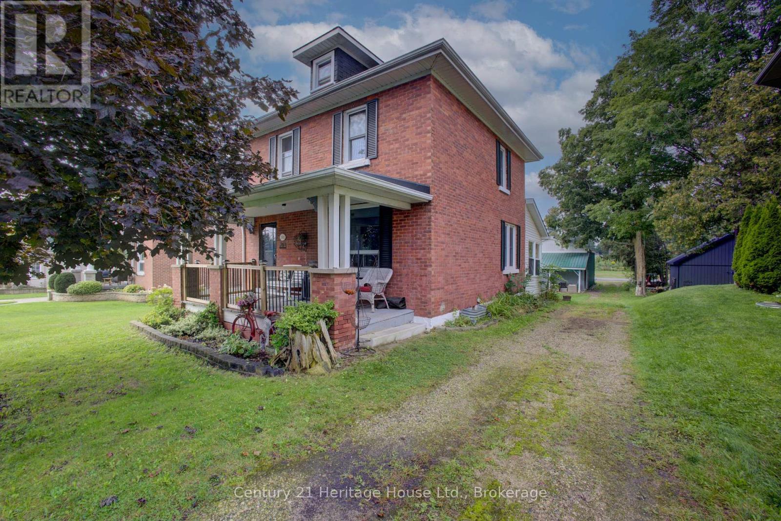180 BRUCE STREET S