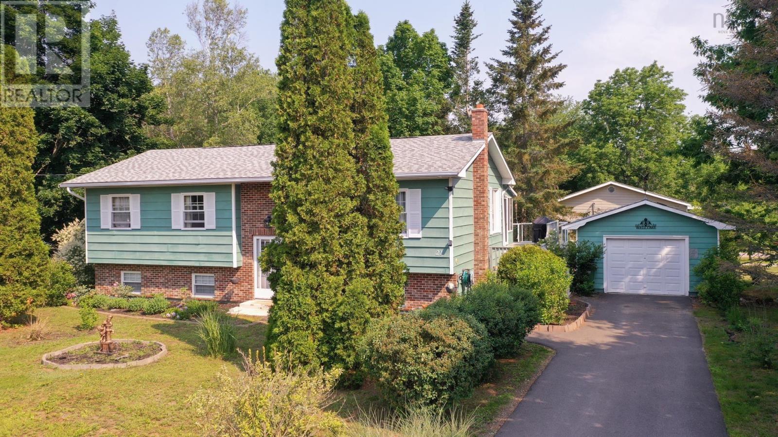 21 Thomas Street - Photo 2