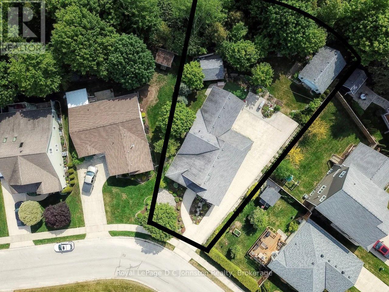 44 EASTGATE DRIVE