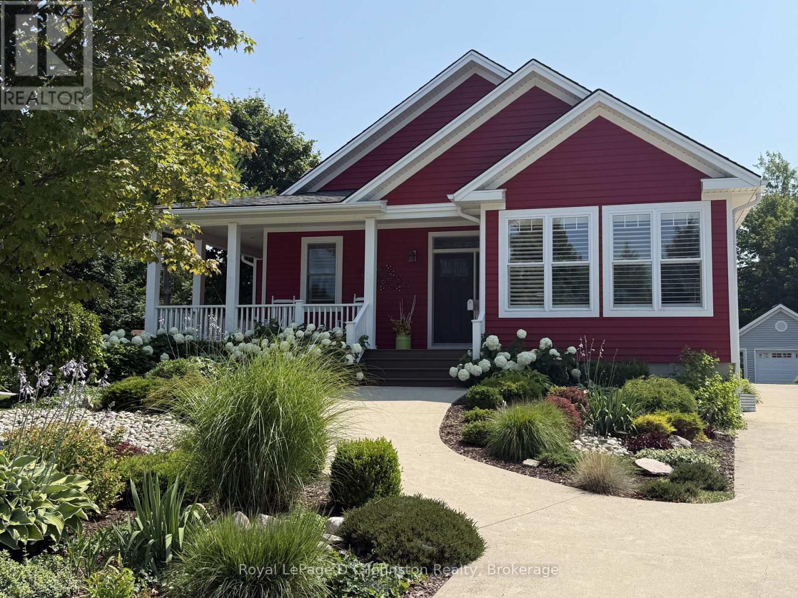 44 EASTGATE DRIVE