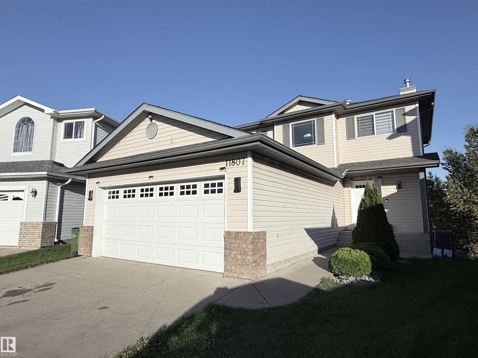 11807 171 AV NW