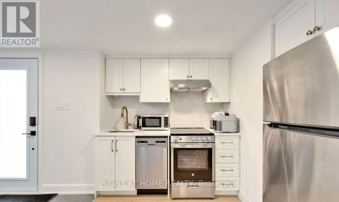 #2 - 1316 DOCHESTER AVE AVENUE