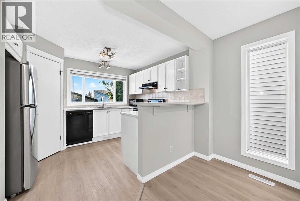 15 Prestwick Place SE