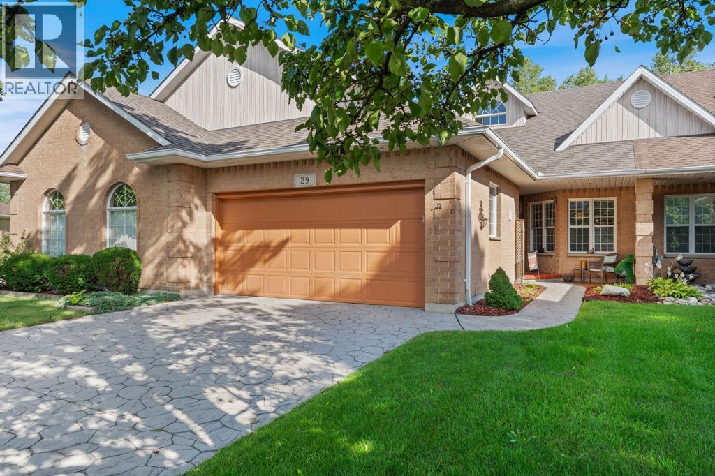 29 MICHAEL SNOW COURT - Photo 3