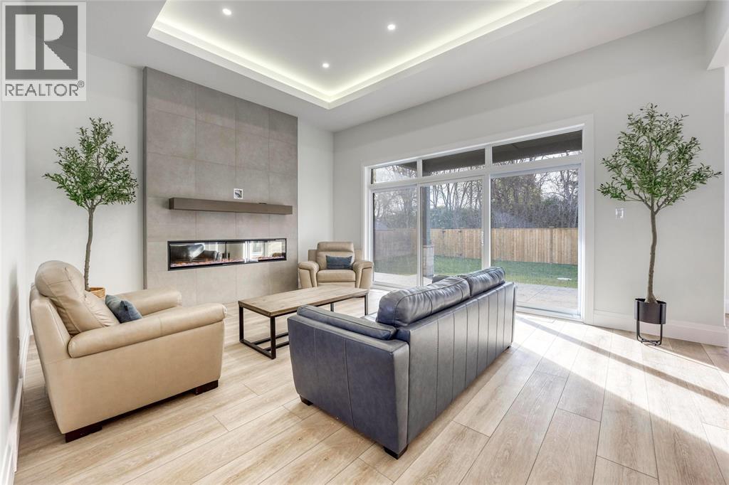 176 SANDPIPER DRIVE
