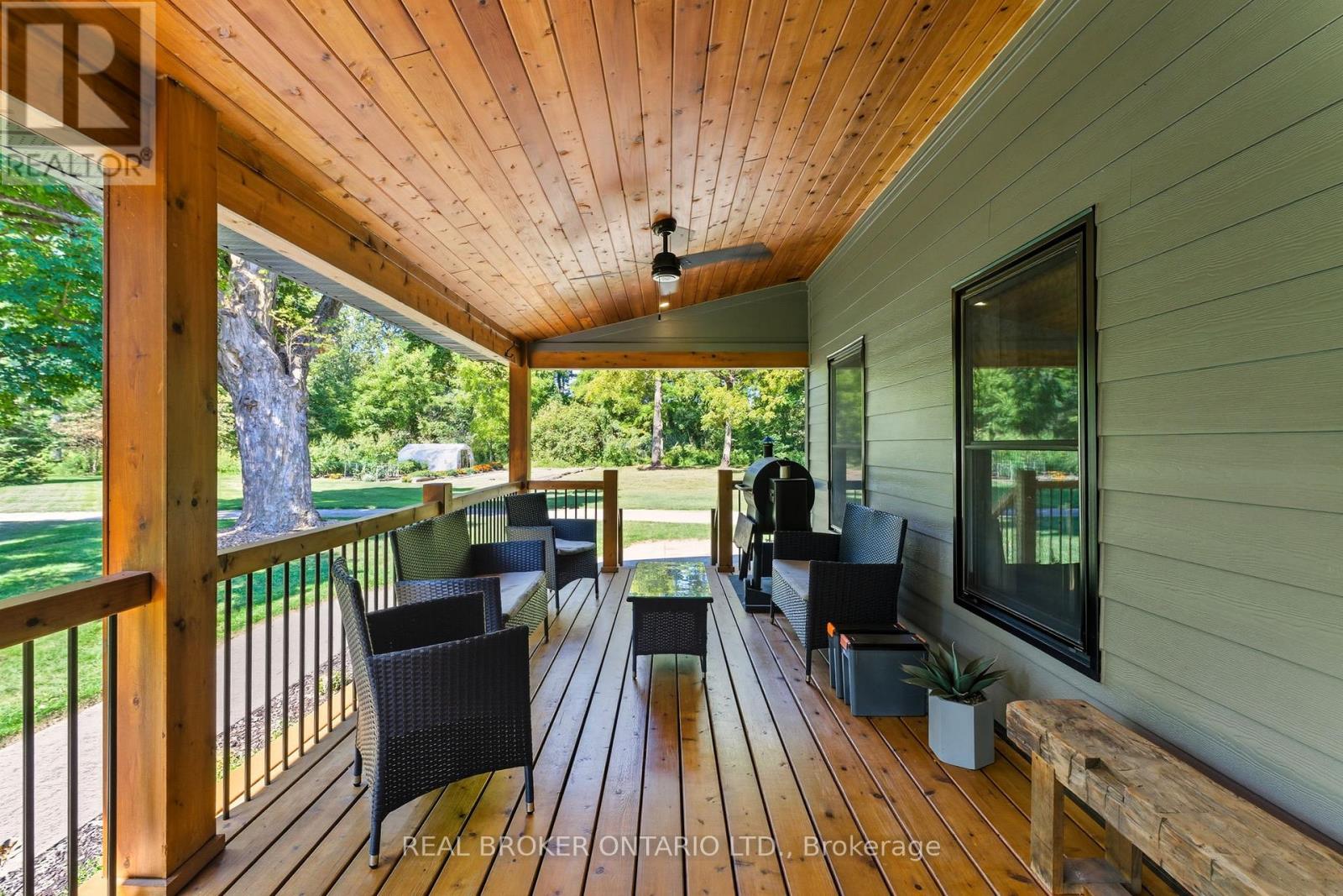 115 LAKESHORE ROAD