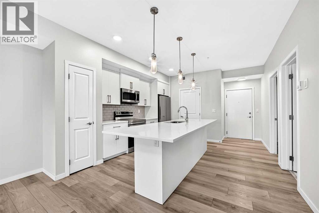 325, 360 Harvest Hills Way NE
