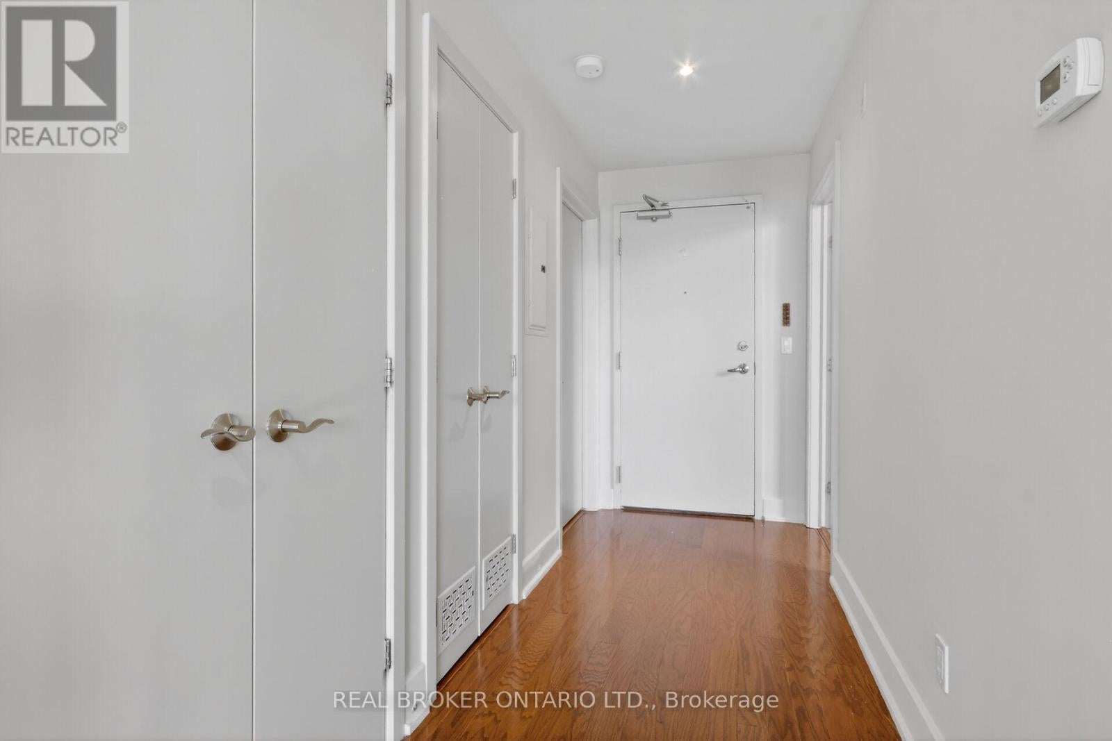 207 - 345 ST DENIS STREET