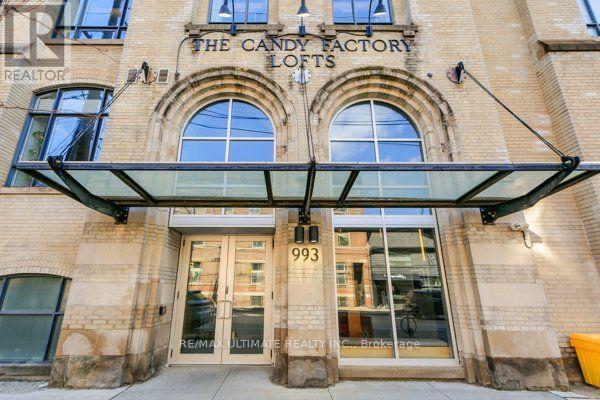 104 - 993 QUEEN STREET W