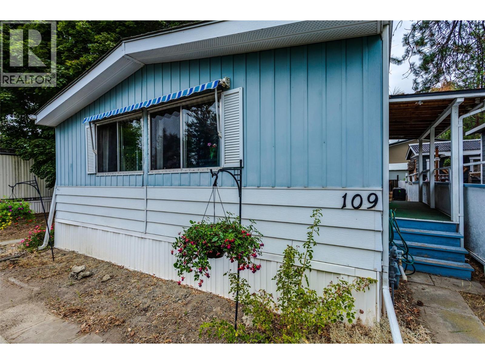 1999 97 Highway S Unit# 109