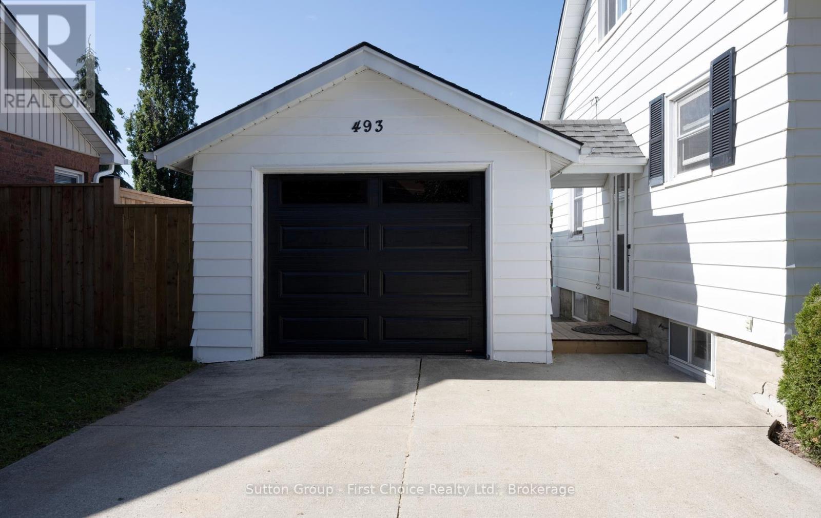 493 WEST GORE STREET