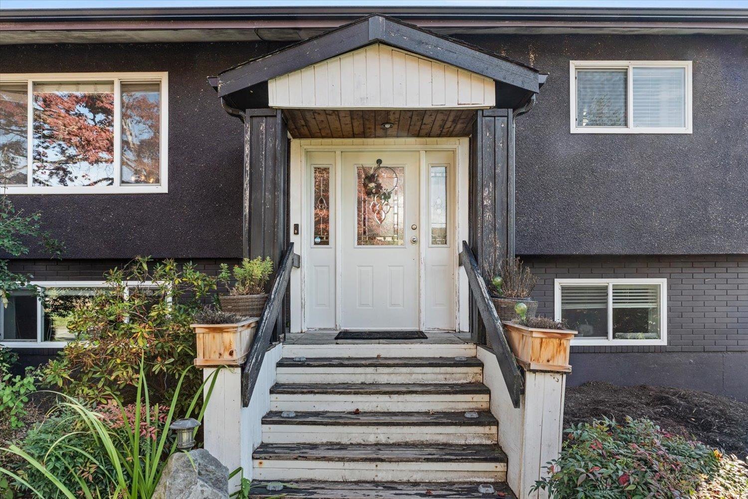 10624 MCDONALD ROAD, Fairfield Island
