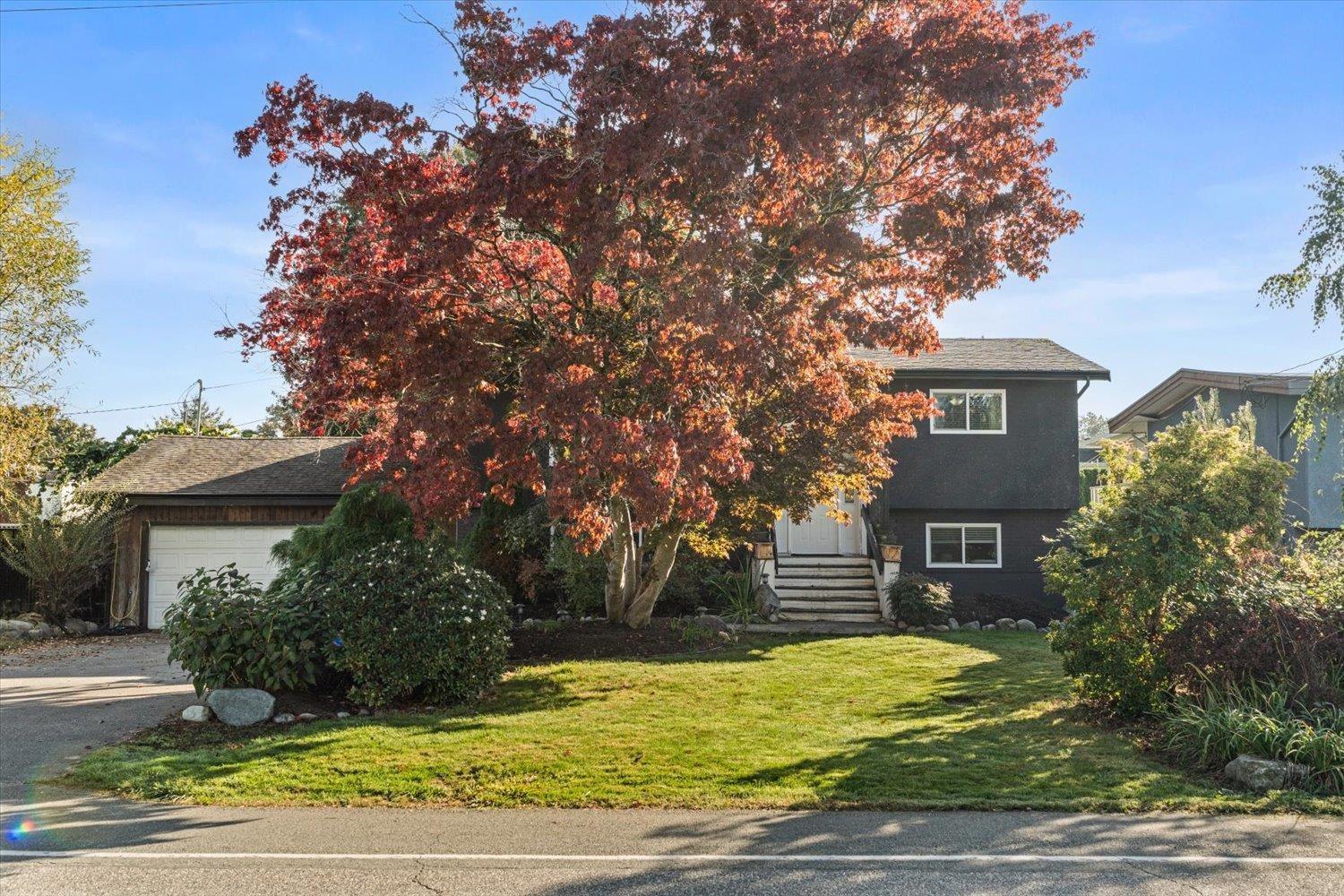 10624 MCDONALD ROAD, Fairfield Island