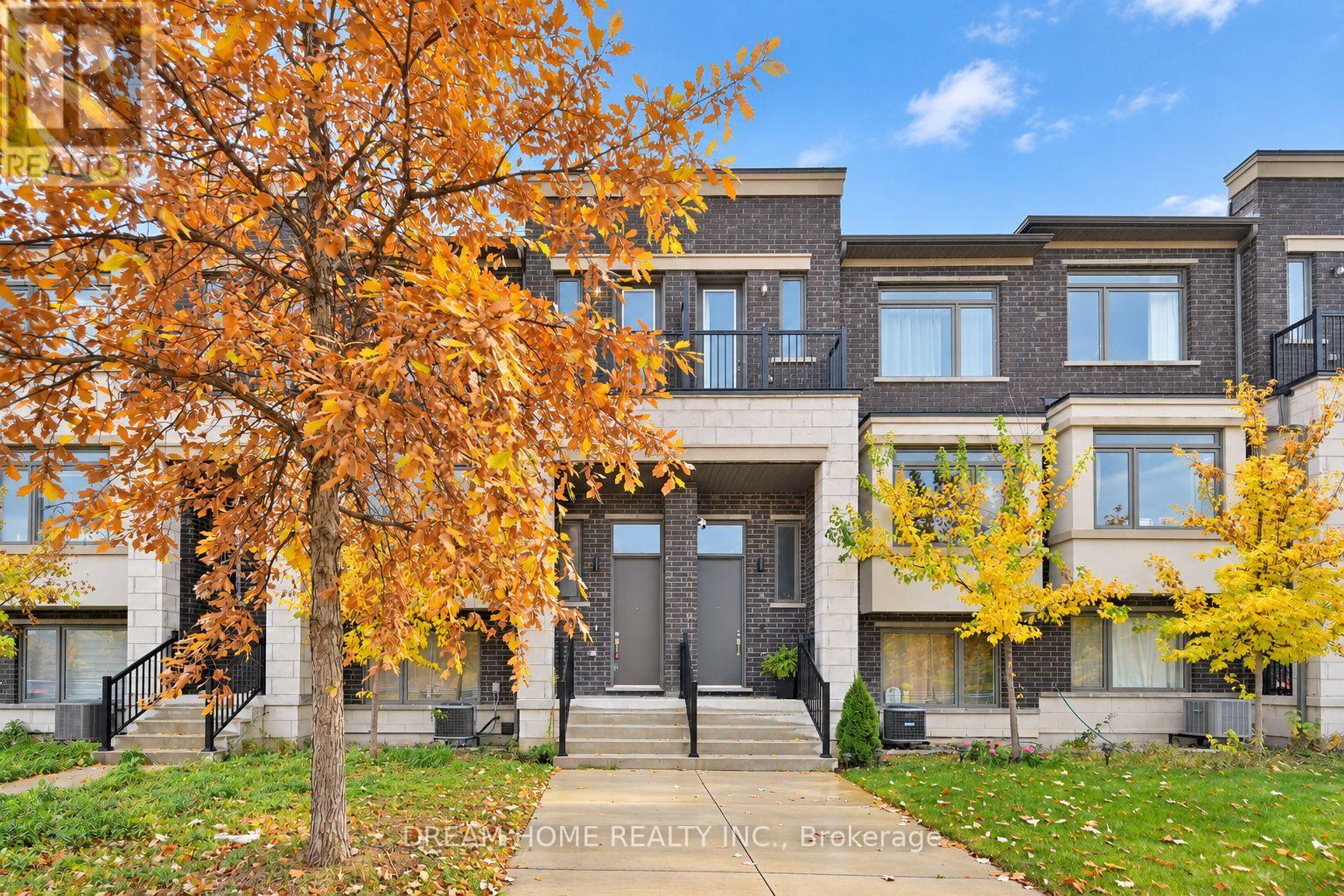 537 MARC SANTI BOULEVARD