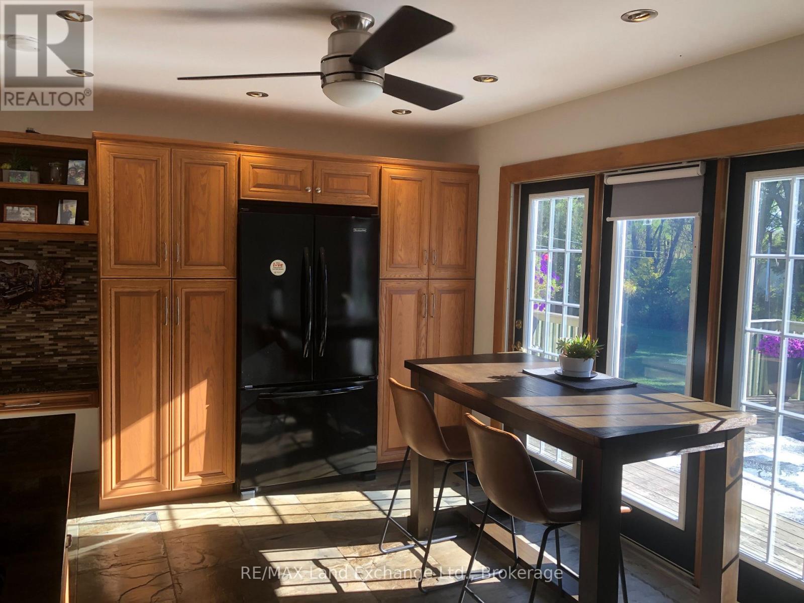 1073 8 CONCESSION