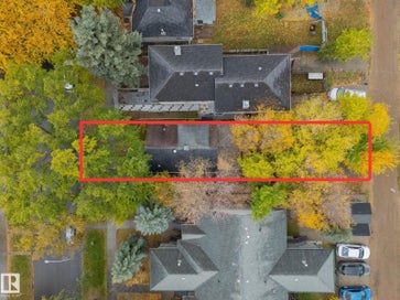 11911 77 ST NW Edmonton AB T5B 2G5